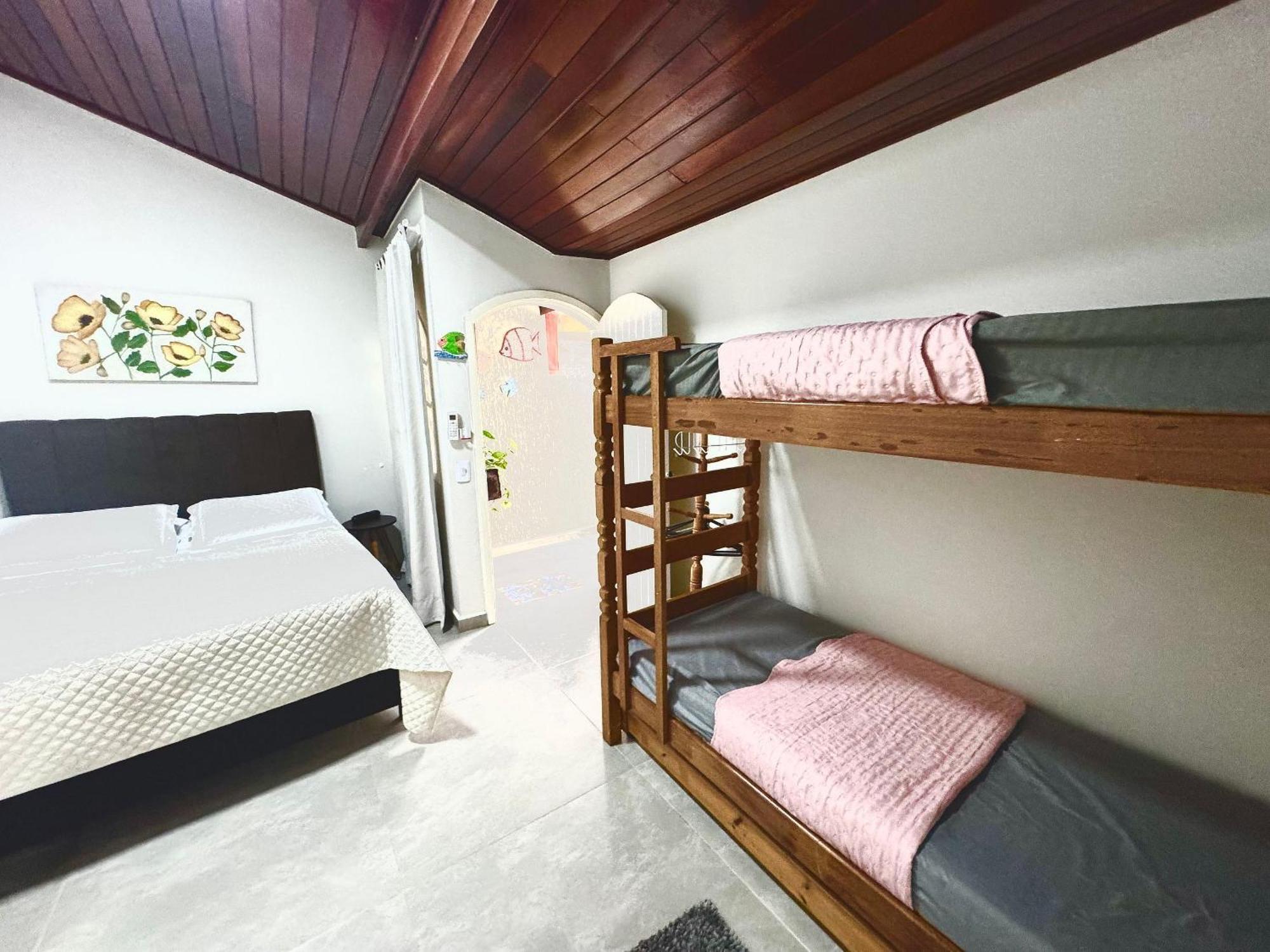 Praia/Piscina Com Hidro /Pebolim/Sinuca E Wi-Fi Caraguatatuba Ngoại thất bức ảnh